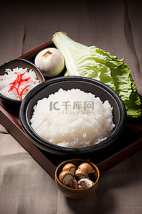 蔬菜米饭背景图片_一碗米饭