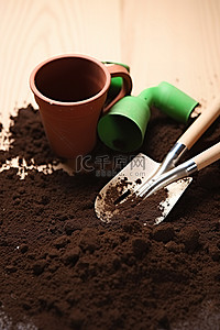 木桌上的铲子和土壤