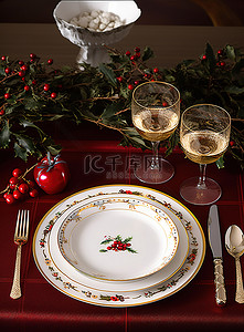 婚礼餐盘卡背景图片_托盘上的圣诞餐盘