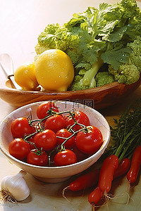 切菜板背景图片_一碗西红柿胡萝卜西兰花和西红柿