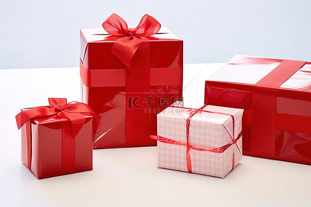 圣诞包装背景图片_红色圣诞包装礼物和卡片