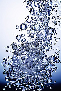 水里的气泡背景图片_一个杯子，里面装着大碗里的一堆小气泡