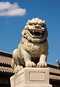 京畿村北部一座寺庙的狮子雕像