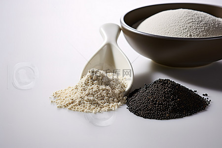黑色玉米背景图片_谷物粉和黑色种子