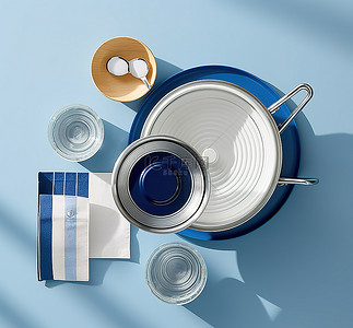 调味品背景图片_蓝色和白色的盘子，锅里放一些调味品