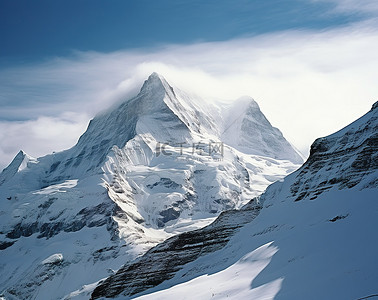 雪已经覆盖了瑞士阿尔卑斯山的山脉