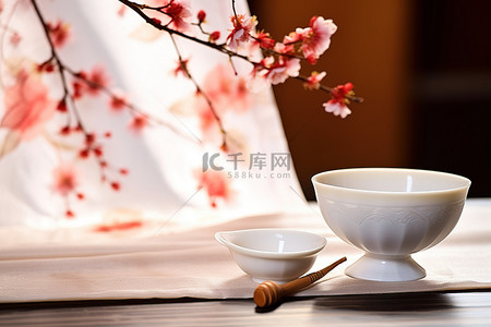 扇子png背景图片_tsu cha茶杯和扇子