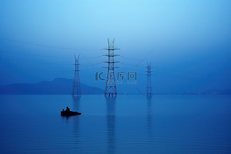 韩国背景图片_水上电塔中的小船