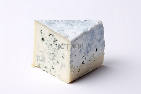 一块奶酪背景图片_一块奶酪位于白色表面上