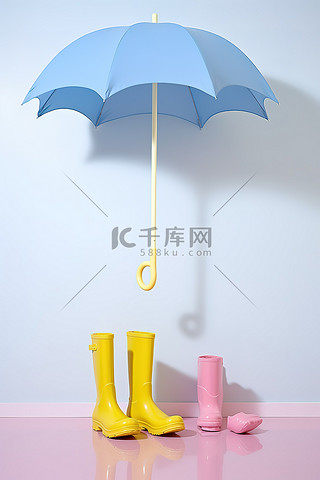 白色地板上带雨伞和蓝色云的粉色靴子