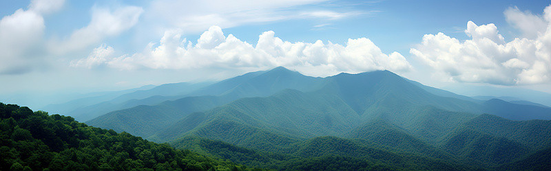 守护一座城背景图片_一座美丽的绿色山峰，云彩和蓝天的图像