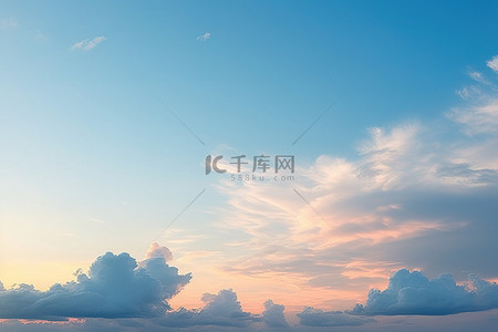 黄昏的云彩 照片来源