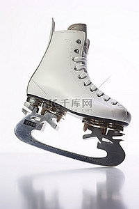 停放的溜冰鞋，刀片与白色相衬