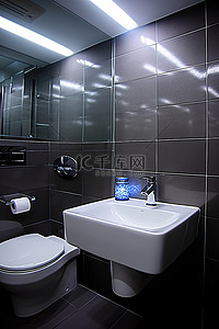 厕所公用背景图片_厕所和带镜子的白色水槽