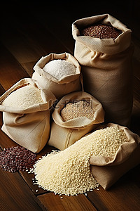 东北大米袋背景图片_木桌上不同袋子里的大米