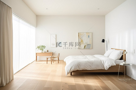一间白色的卧室，有木地板和白色的墙壁