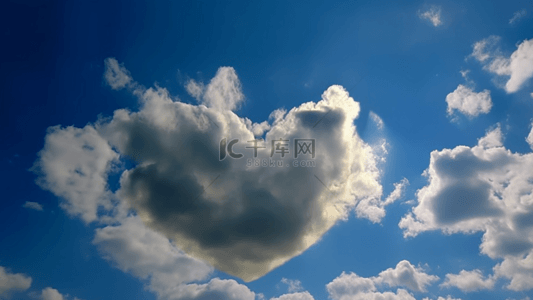 多巴胺爱心背景图片_天空云朵爱心阴天简单背景