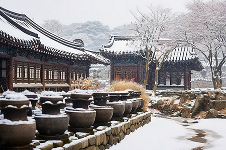 我不知道这座建筑的名字，但它是 Simjeong 最古老的建筑之一