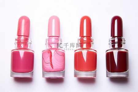 桃红背景图片_有红色和桃红色液体的修指甲油瓶