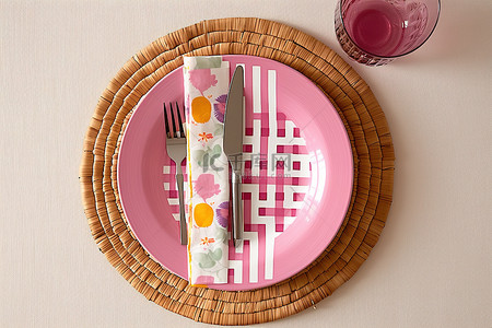 垫子餐垫背景图片_粉色和白色餐垫