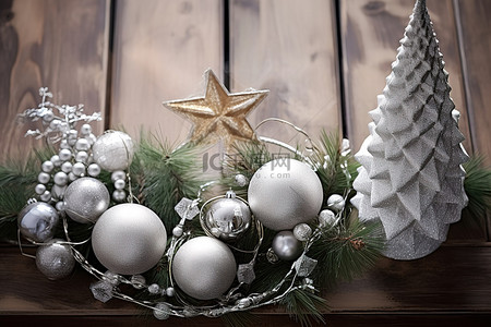 圣诞节框架背景图片_一棵有银饰和其他装饰的树