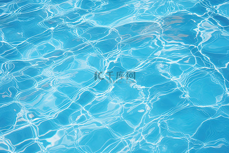 水清澈背景图片_游泳池的水清澈碧蓝