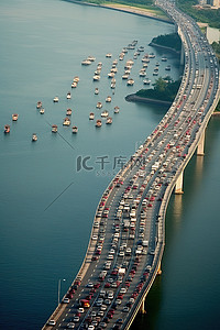 一座大桥上交通的航拍照片