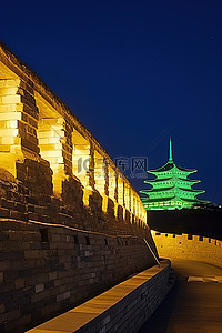 古堡背景图片_夜晚的韩国古堡