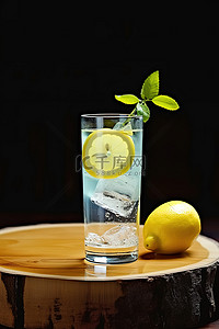 饮料柠檬水背景图片_木顶上的柠檬水