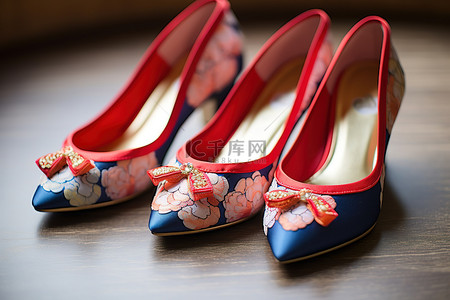 红蓝中式背景图片_红蓝中式婚鞋