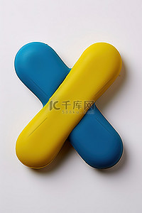 polo衫款式背景图片_蓝色和黄色的塑料 Polo 衫，侧面有交叉的 x