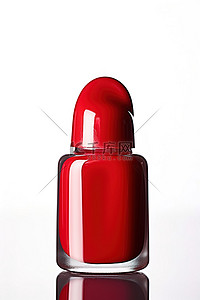 白色背景上的一瓶红色指甲油