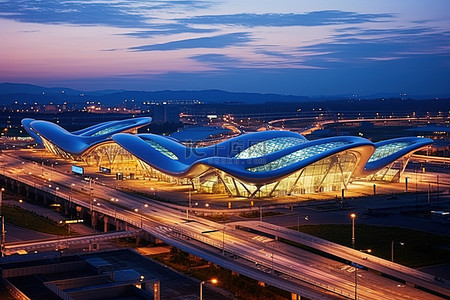 仁川国际机场背景图片_首尔国际机场暮色中的景色