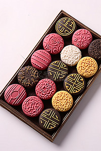 巧克力食物背景图片_9枚装巧克力中式丝质糖果镀金金色甜甜圈礼盒dd