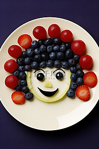 一盘水果和一个瓜，像一个小黑娃娃，里面有樱桃和香蕉