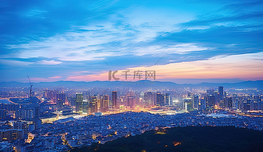 偏远山区背景图片_从新加坡市中心山顶欣赏城市景观