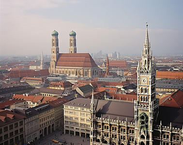 慕尼黑惨案背景图片_一座拥有许多建筑物和高楼以及一座教堂的城市