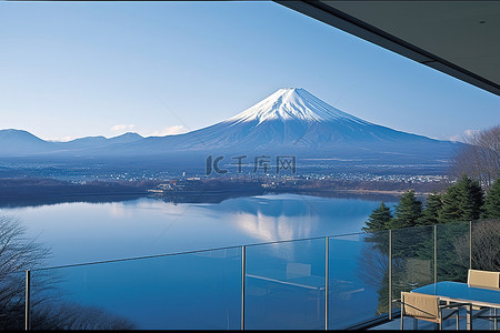 远处可以看到富士山