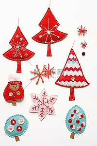 手工纸装饰品，包括毛毡圣诞树和雪花等许多物品