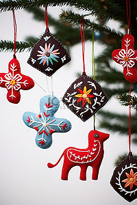 圣诞毛毡背景图片_圣诞毛毡树装饰品