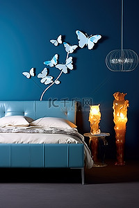 蓝色的墙壁，床头板和床脚上有花朵和蝴蝶