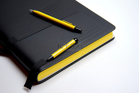 带铅笔和黄色棍子的每日计划表