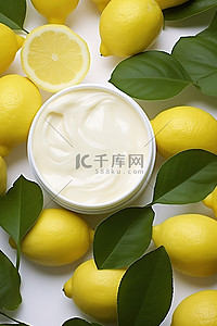 水果奶油背景图片_柠檬和护肤霜