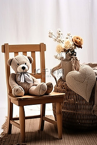 棕色玩具背景图片_木椅和桌子，配有中性棕色面料的软心泰迪熊