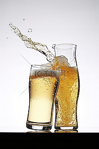 倒出背景图片_两杯啤酒与饮用酒精分开，倒出液体