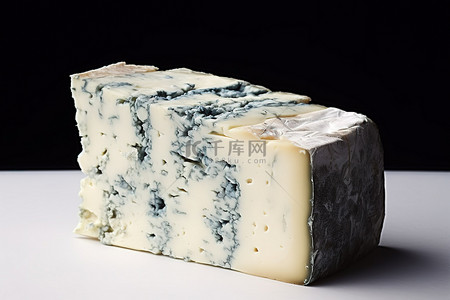 莱德大蒜蓝纹奶酪