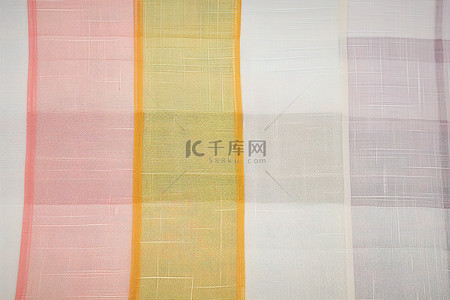多种颜色的菊花背景图片_编织纸织物有多种颜色和白色