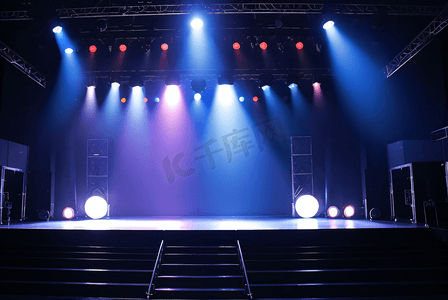舞台灯光图摄影照片_大型舞台灯光效果摄影图5