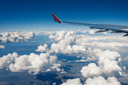 空中云层摄影照片_高空中漂浮的云层摄影图7