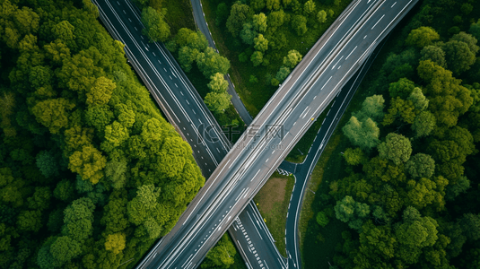 在高速公路上行驶的汽车背景3